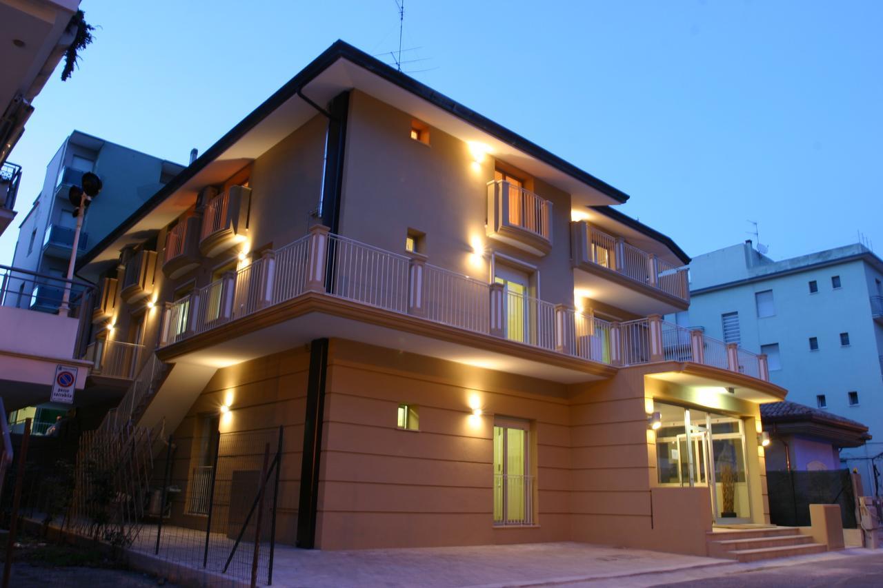 Residence La Dolce Vita Rimini Kültér fotó